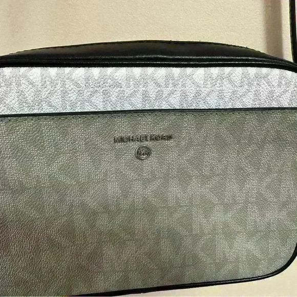 Michael Kors East West Crossbody Handbag - Picture 2 of 7